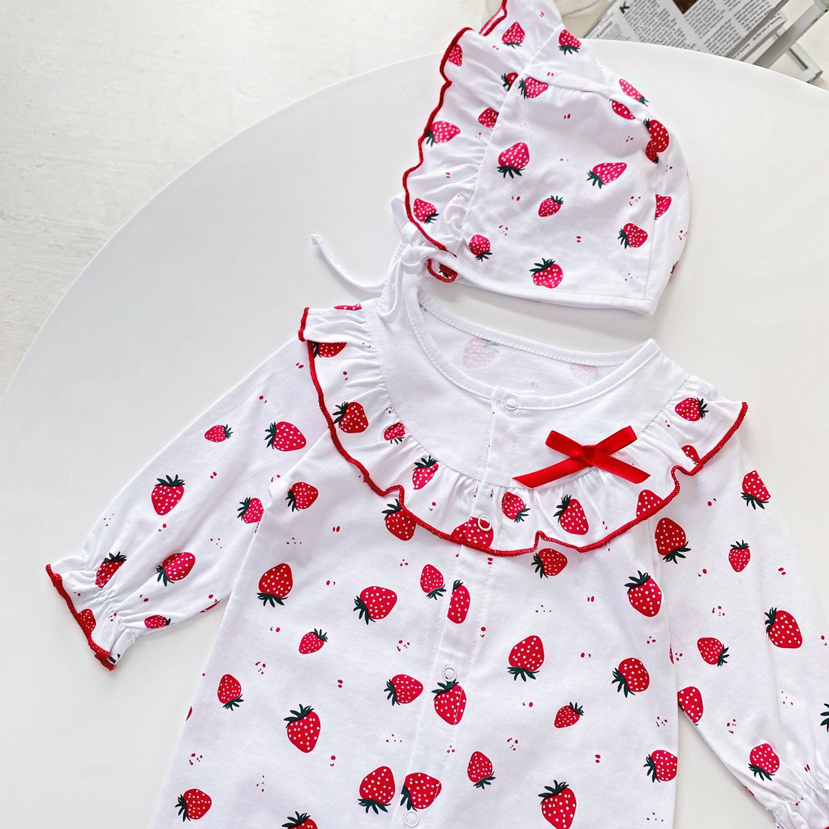 Baby Girl Allover Strawberries Pattern Ruffle Design Button Front Romper-3