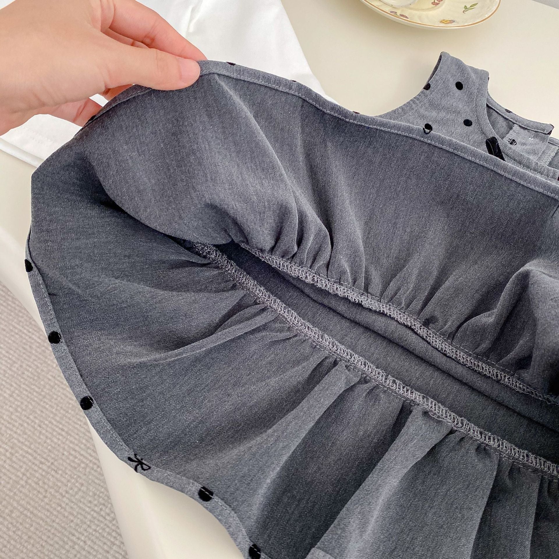 Arrival Spring Girls Long Sleeves Simple Top and Dots Pattern Sleeveless Dress Set Clothing Set